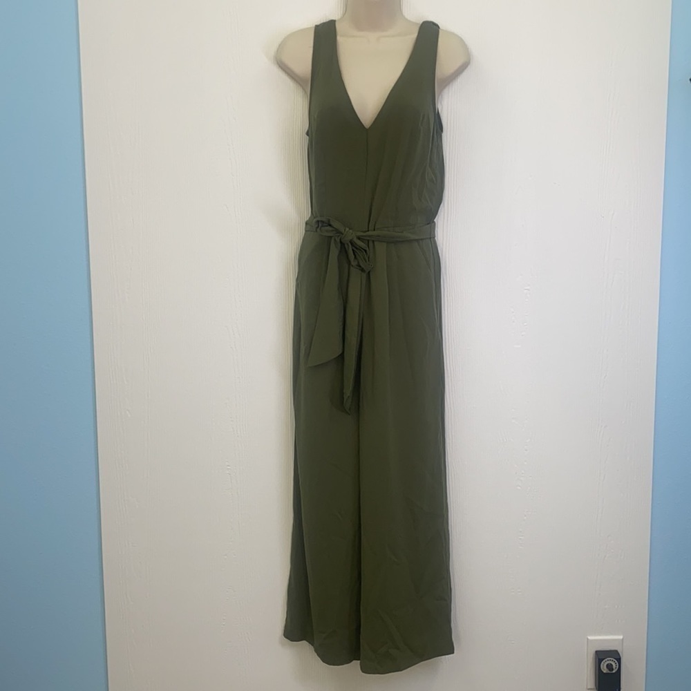 A new day - Army Green sleeveless Jump Suit XS